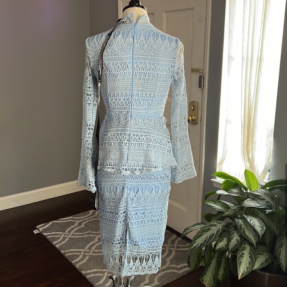 Lace Blue Peplum Dress NWOT - Picture 3 of 3